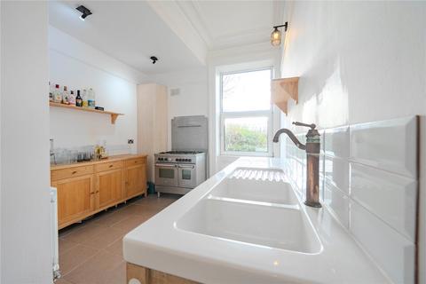 1 bedroom apartment for sale, Netherleigh, Elmete Lane, Roundhay, Leeds