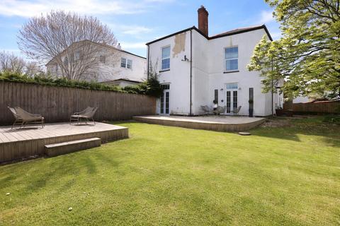 3 bedroom semi-detached house for sale, Fordlands Crescent, Bideford, Devon, EX39