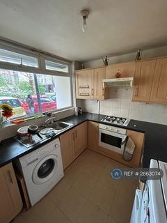 3 bedroom maisonette to rent, Bowley House, London, SE16