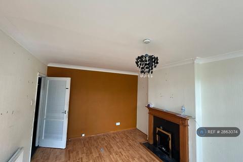 3 bedroom maisonette to rent, Bowley House, London, SE16