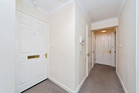 2 bedroom flat for sale, Conway Road, Colwyn Bay, Conwy, LL29