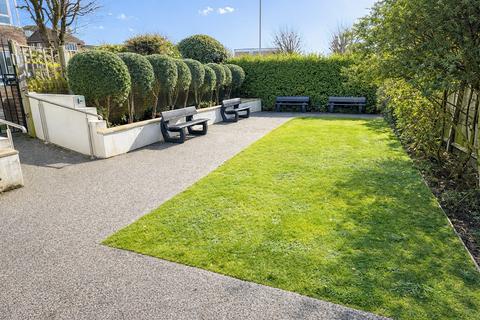 2 bedroom apartment for sale, Sussex Court, Eaton Road, Hove