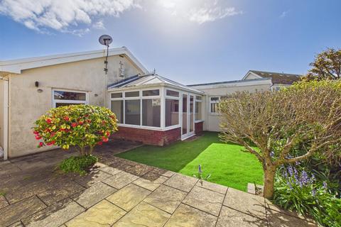 4 bedroom detached bungalow for sale, Lundy Close, Porthcawl CF36