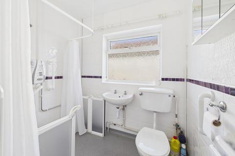 4 bedroom detached bungalow for sale, Lundy Close, Porthcawl CF36