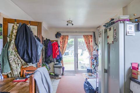 3 bedroom semi-detached house for sale, Yowley Road, Ewloe CH5