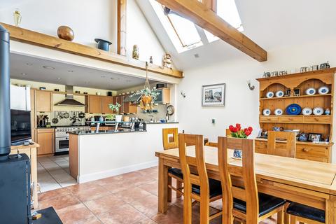 4 bedroom detached house for sale, Winterbourne Mews, Oxted, Surrey