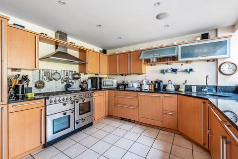 4 bedroom detached house for sale, Winterbourne Mews, Oxted, Surrey