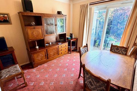 3 bedroom semi-detached house for sale, Linthouse Lane, Wednesfield, Wolverhampton, WV11