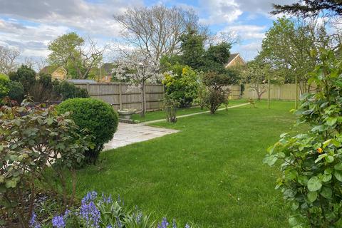 3 bedroom detached bungalow for sale, Tyler Avenue, Basildon