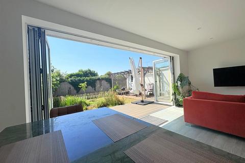 4 bedroom detached house for sale, Bramley Road, Ferndown