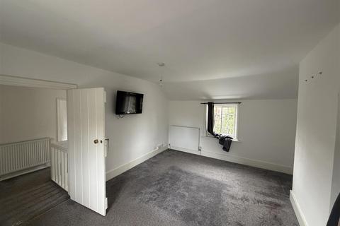 2 bedroom house to rent, Station Road, Cambridge CB25