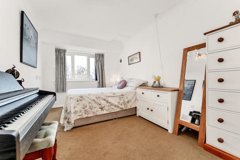1 bedroom apartment for sale, West Street, Godmanchester, PE29