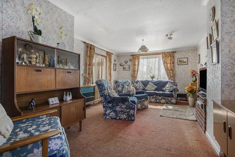 4 bedroom detached house for sale, Cherry Close, Kidlington, OX5