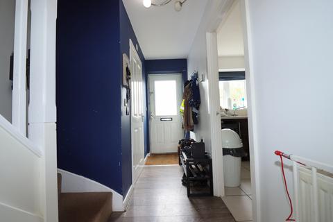 3 bedroom terraced house to rent, Luton LU4