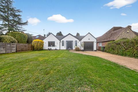 4 bedroom detached bungalow for sale, Bridle Path, Reading, RG8