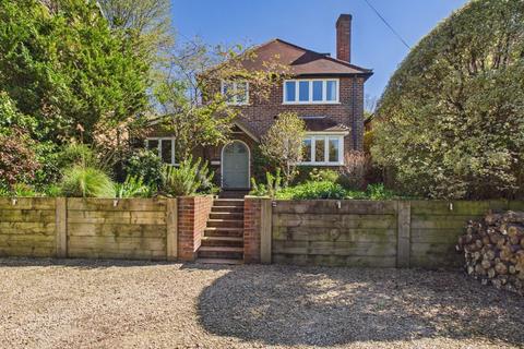 3 bedroom detached house for sale, Kings Road, Chalfont St Giles, Buckinghamshire, HP8