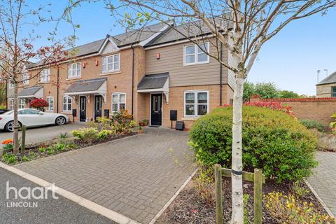 2 bedroom end of terrace house for sale, Marina Court, Burton Waters