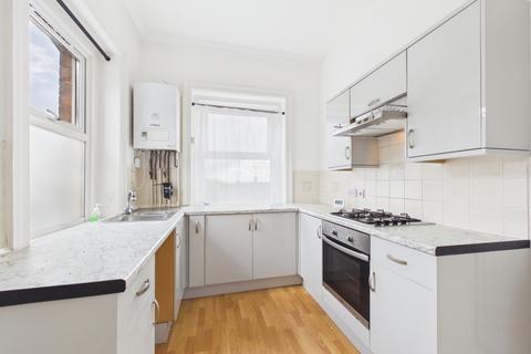 2 bedroom flat to rent, Hilborough Road, Tuffley, Gloucester, GL4