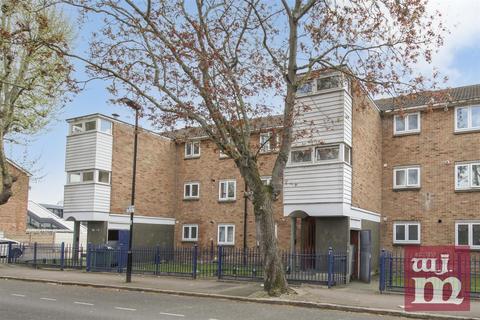 1 bedroom flat to rent, Whitta Road, Manor Park, E12