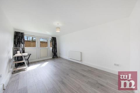 1 bedroom flat to rent, Whitta Road, Manor Park, E12