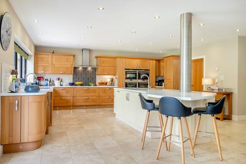5 bedroom detached house for sale, Norton Lane, Earlswood Solihull, B94 5LT