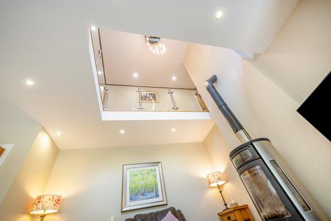 5 bedroom detached house for sale, Norton Lane, Earlswood Solihull, B94 5LT