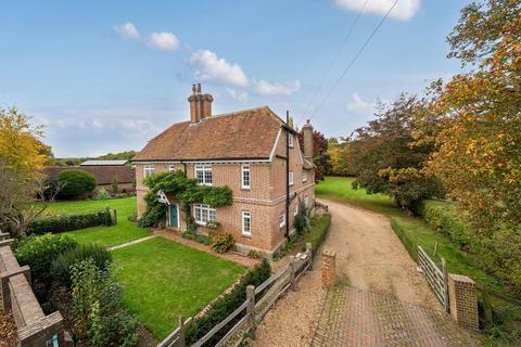 6 bedroom farm house for sale, Lower Hartlip Road, Sittingbourne ME9