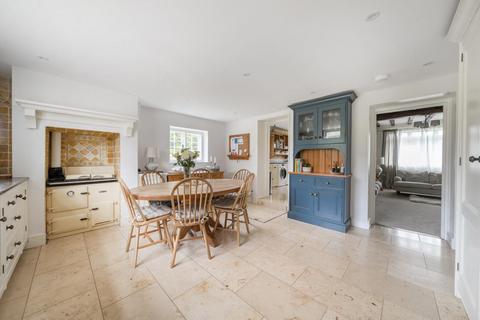6 bedroom farm house for sale, Lower Hartlip Road, Sittingbourne ME9