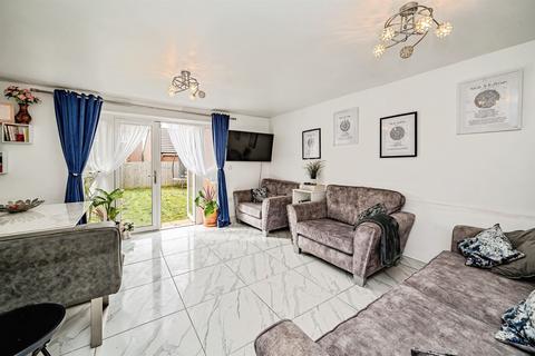 3 bedroom semi-detached house for sale, Restharrow Road, Broughton, Aylesbury