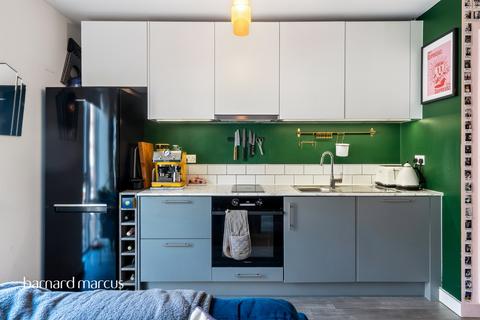 Studio for sale, Bond Street, London