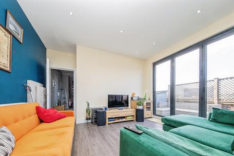 2 bedroom penthouse for sale, Princes Street, Ipswich