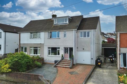 4 bedroom semi-detached house for sale, Wernlys Road, Pen-Y-Fai, CF31