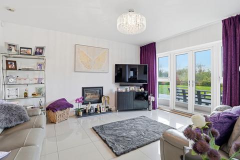 5 bedroom detached house for sale, Ferranti Place, Milton Keynes MK10