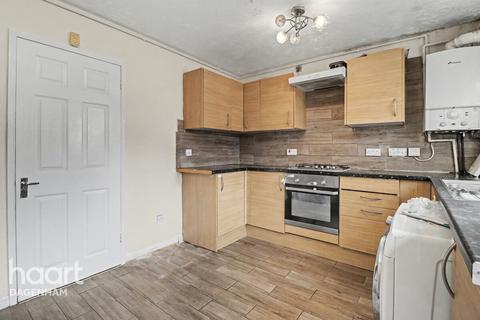 2 bedroom terraced house for sale, Blessing Way, Barking