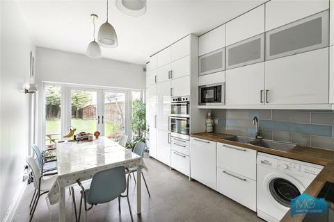 6 bedroom semi-detached house for sale, Christchurch Avenue, London, N12