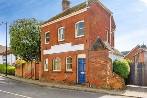 1 bedroom detached house for sale, The Horsefair, Romsey