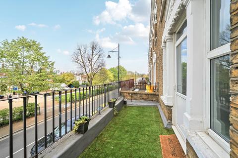Nunhead Green, Peckham, London, SE15