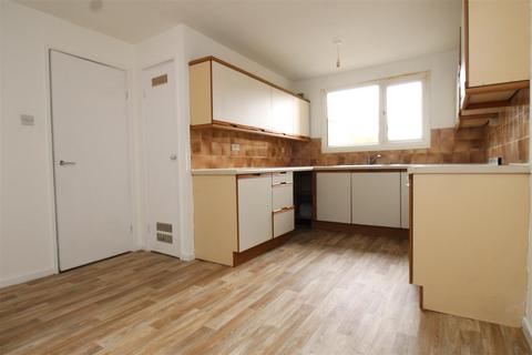 3 bedroom terraced house to rent, Tirrington South Bretton Peterborough