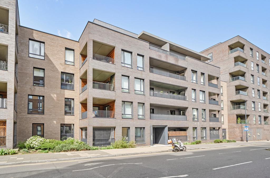 2 bedroom apartment for sale