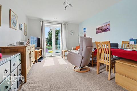 1 bedroom retirement property for sale, High Street, Huntingdon