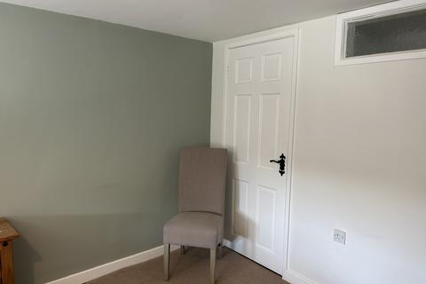 1 bedroom barn conversion to rent, Kiddemore Green, Brewood ST19