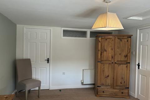 1 bedroom barn conversion to rent, Kiddemore Green, Brewood ST19