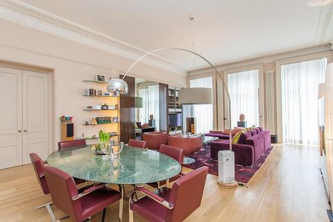 3 bedroom flat to rent, Emperors Gate, South Kensington, London