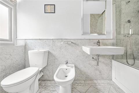 3 bedroom apartment for sale, Harrington Gardens, London, SW7