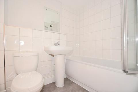 2 bedroom apartment to rent, St. Andrews Close Canterbury CT1 2RT