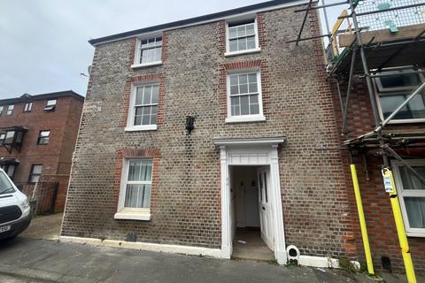 1 bedroom flat to rent - Union Street, Newport, Isle Of Wight, PO30