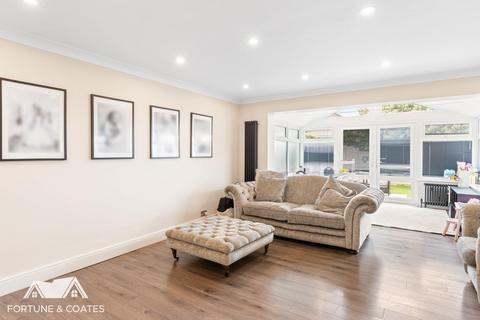 3 bedroom terraced house for sale, Cunningham Rise, North Weald, Epping