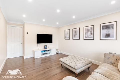 3 bedroom terraced house for sale, Cunningham Rise, North Weald, Epping