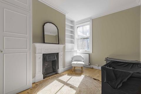 4 bedroom house to rent, The Vineyard, Richmond TW10