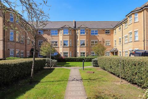 2 bedroom flat for sale, Regency Square, Cambridge CB1